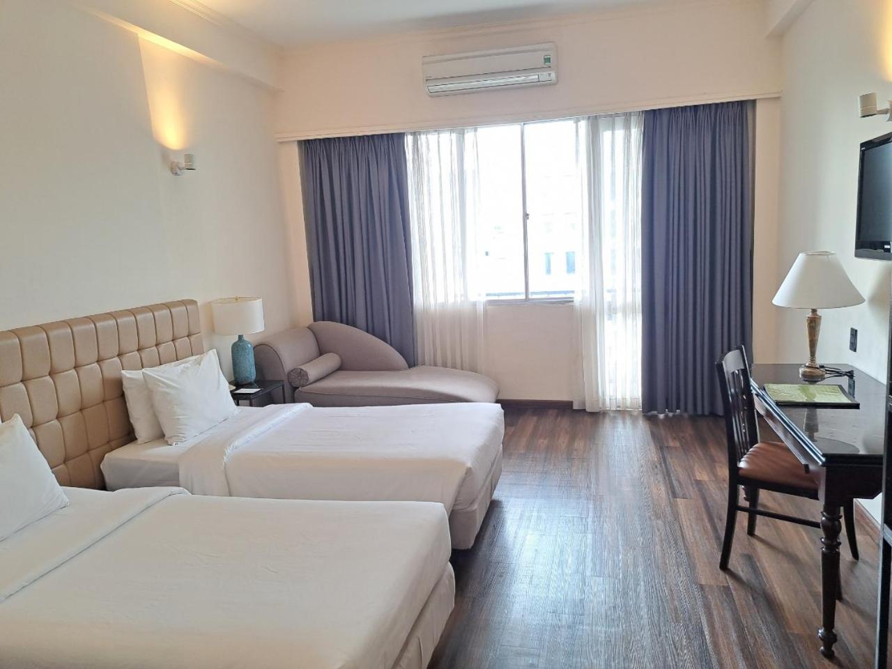 Liberty 2 Hotel Хошимин Экстерьер фото