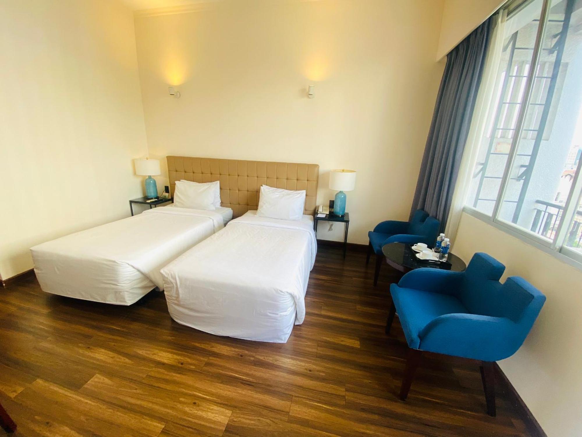 Liberty 2 Hotel Хошимин Экстерьер фото